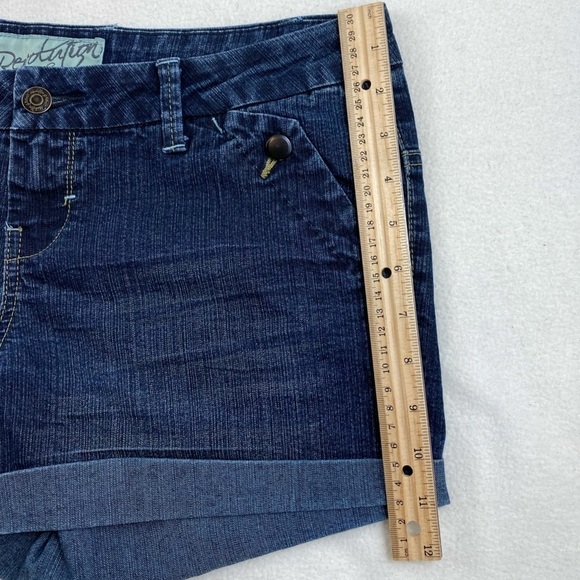 Revolt Jeans Revolution Vintage Blue Women’s Denim Jean Shorts Sz 11 - Picture 5 of 11